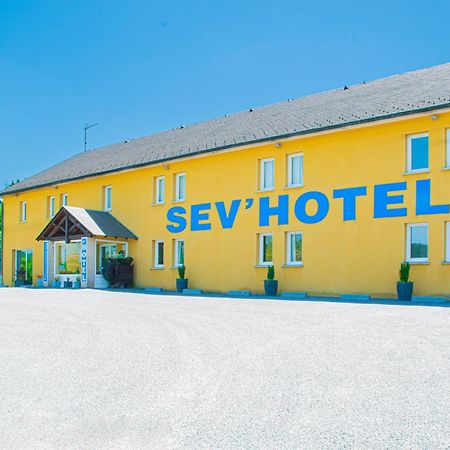 Sev'Hotel Sévérac-le-Château Εξωτερικό φωτογραφία